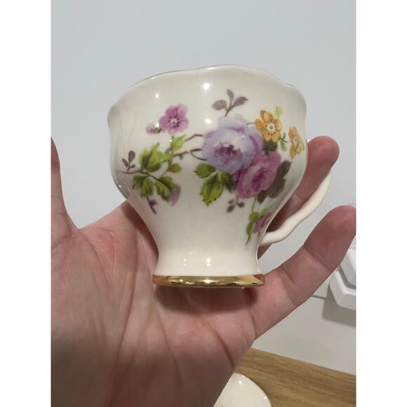 Vintage Leneige Tea Cup and Saucer; Floral Gold - Picture 4 of 11